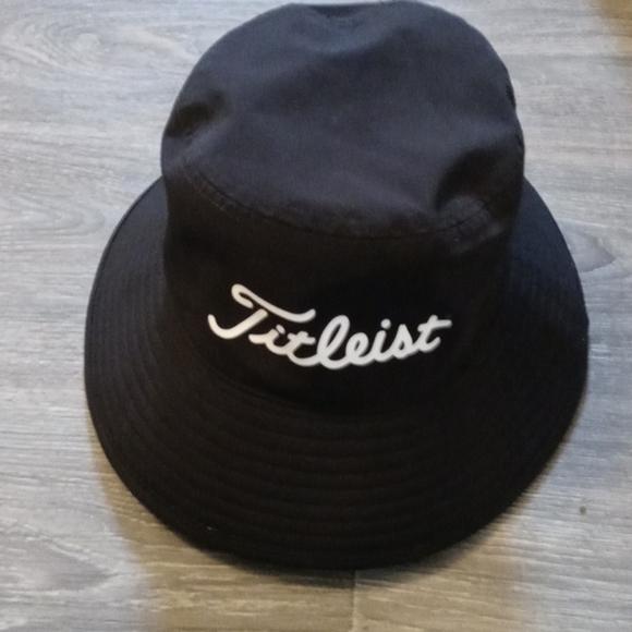 Titleist bucket stadry hat